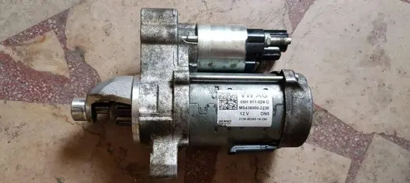 Audi A6 S6 C6 4F Starter motor 06H911024C