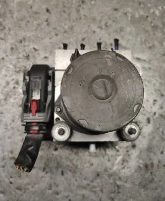 Audi A4 S4 B7 8E 8H ABS Pump 8E0910517B018 8E0614517AT