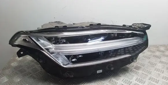 Volvo XC90 Headlight/headlamp 31446688