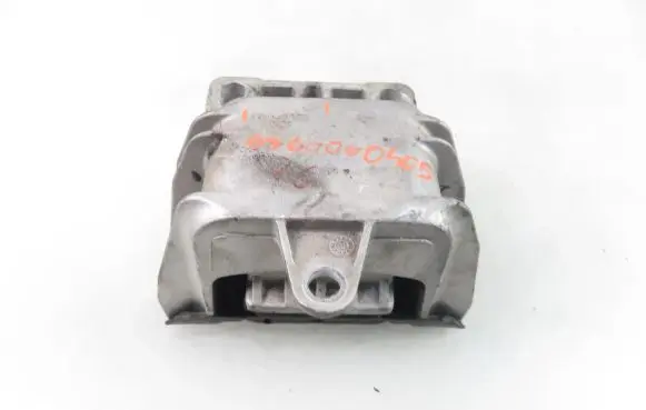 Skoda Octavia Mk1 (1U) Engine mount vacuum valve 1J0199555AQ