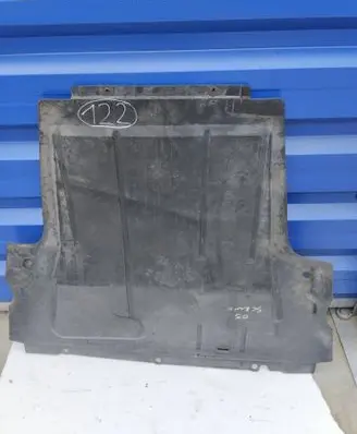 Renault Megane II Engine splash shield/under tray 8200115689