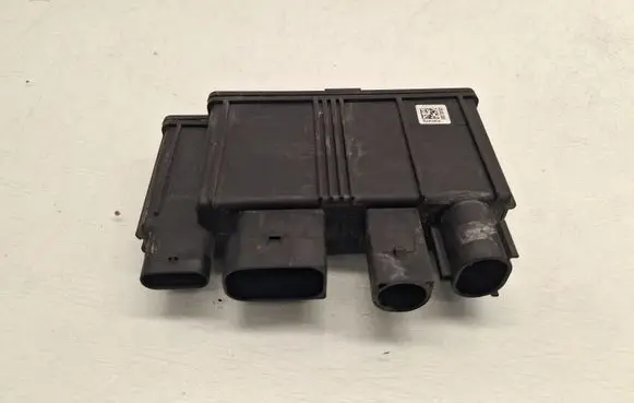 BMW X1 F48 F49 Power management control unit 8647841