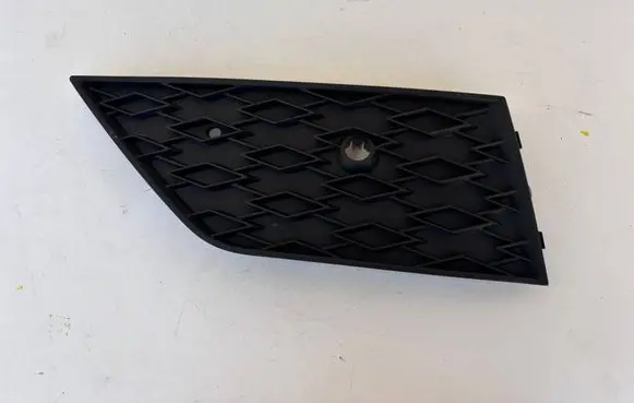 Skoda Octavia Mk4 Front bumper lower grill 5E3807681E