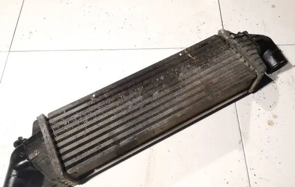 Nissan Primera Intercooler radiator b9237000 14461aw300