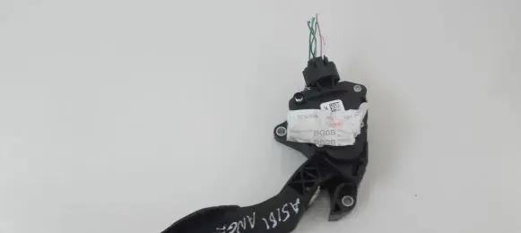 Renault Kadjar Accelerator throttle pedal 180024bg0b