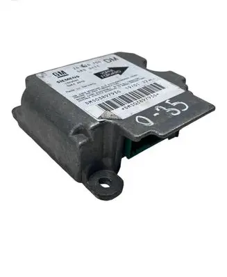 Opel Zafira A Airbag control unit/module 24416704 1923594 DMS03897930