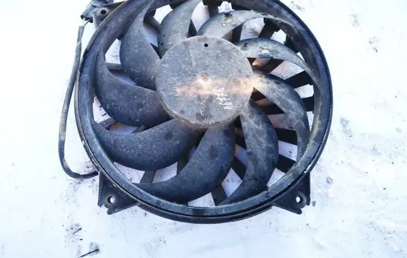 Citroen C8 Radiator cooling fan shroud