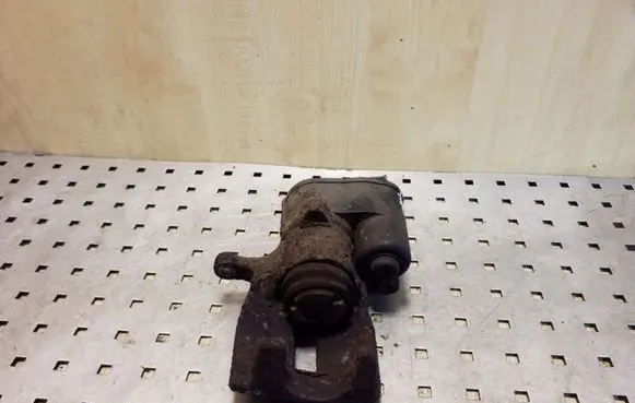 Volvo XC60 Rear brake caliper