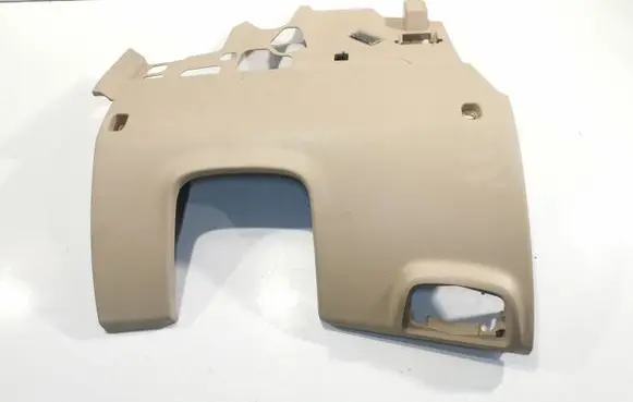 Dashboard lower bottom trim panel