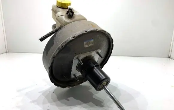 Skoda Fabia Mk1 (6Y) Brake booster 