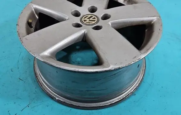 Volkswagen PASSAT CC R17 alloy rim IMPRK1543613