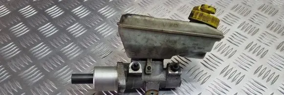 Ford Galaxy Master brake cylinder 7M3611303