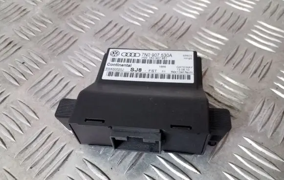 Volkswagen Sharan Gateway control module 7N0907530A 1K0907951