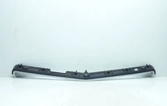 Front bumper upper radiator grill