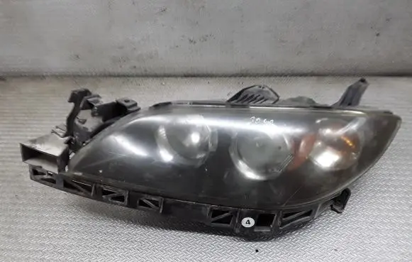 Mazda 3 I Headlight/headlamp