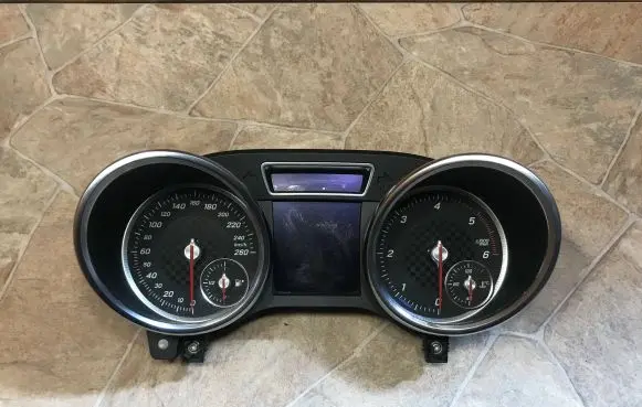 Mercedes-Benz GLE (W166 - C292) Speedometer (instrument cluster) A1669006721