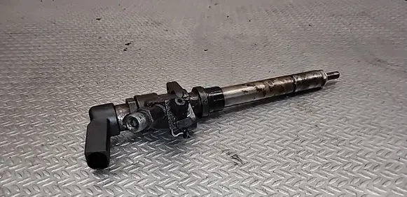 Peugeot 607 Fuel injector 9647247280
