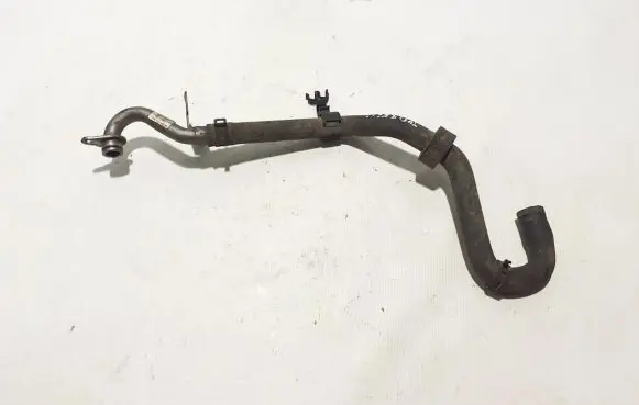 Volkswagen Touareg II Engine coolant pipe/hose 7P0121065M