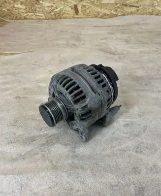 Volkswagen PASSAT B6 Generator/alternator 06F903023F 0124525091