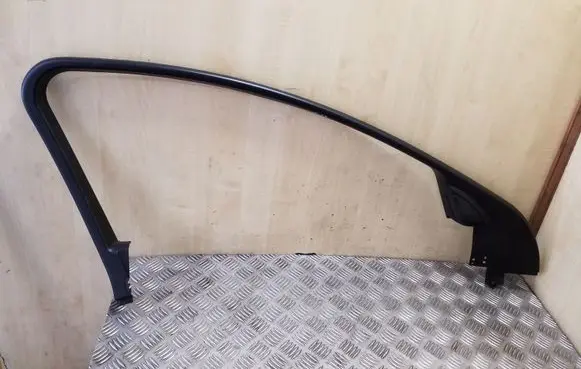 Jaguar XF X250 Other front door trim element 8X2320891A