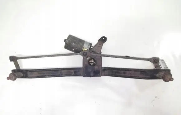 Volkswagen Polo II 86C 2F Front wiper linkage and motor 96795513