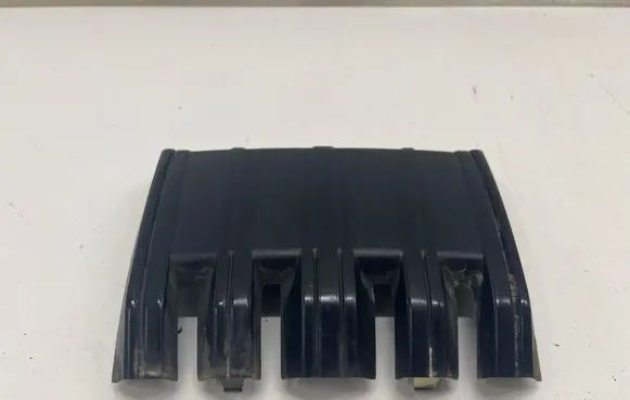 Skoda Octavia Mk4 Front bumper upper radiator grill 5E3853655