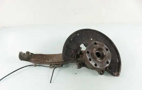 Audi Q7 4L Front wheel hub spindle knuckle 7L0407257A