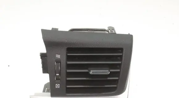 Lexus CT 200H Dashboard air vent grill cover trim 5565076020
