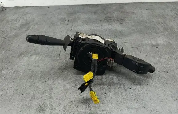 Renault Espace - Grand espace IV Wiper turn signal indicator stalk/switch 8200260781A