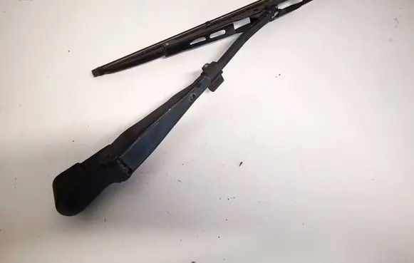 Chevrolet Kalos Rear wiper blade arm 