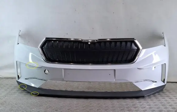 Skoda Enyaq iV Front bumper 5LA807221 5LA853653