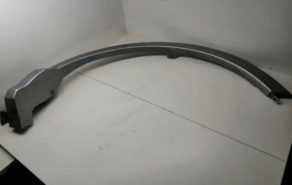 Toyota RAV 4 (XA40) Fender trim (molding) 7560642140 US1396