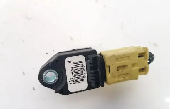 Lexus IS 220D-250-350 Airbag deployment crash/impact sensor 898310w040 0715367871