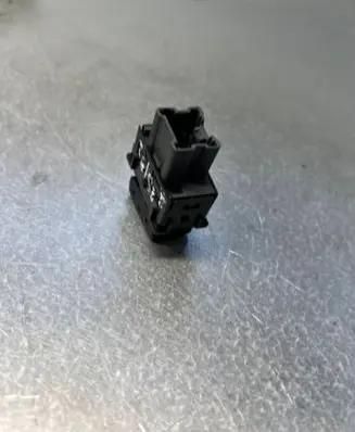 Nissan X-Trail T30 Seat heating switch 6912B