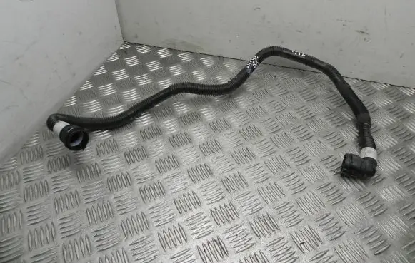 Tesla Model Y Engine coolant pipe/hose 107758500E
