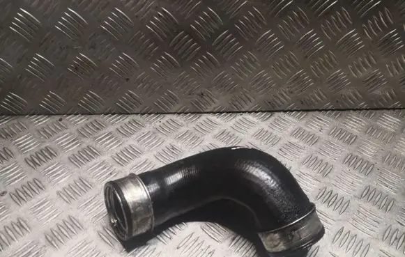 Mercedes-Benz C W203 Intercooler hose/pipe 2035281482 A2035281482