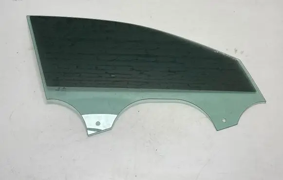 Volkswagen Jetta USA Front door window glass four-door 17A845202