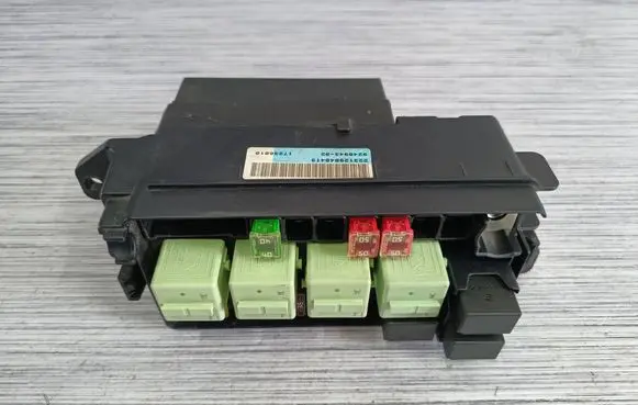 Mini Paceman (R61) Fuse module 9240943 61149240943