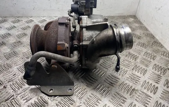 BMW 7 F01 F02 F03 F04 Turbo 7799758
