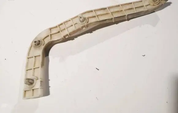Suzuki Grand Vitara II Rear bumper mounting bracket
