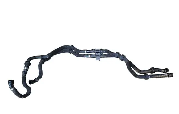 Engine coolant pipe/hose