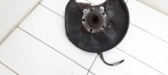 Audi A6 S6 C6 4F Rear wheel hub spindle/knuckle 