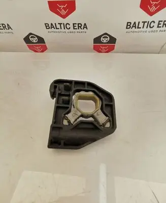 BMW 4 F36 Gran coupe Radiator mount bracket 8620733