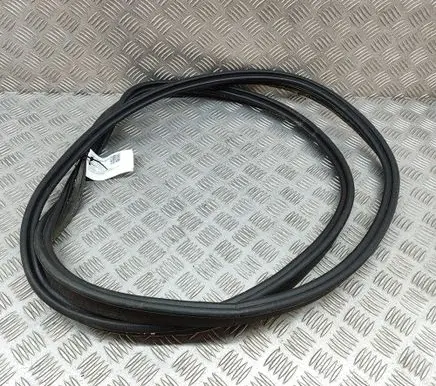 Audi A3 S3 8V Trunk rubber seal (body) 8V3827705