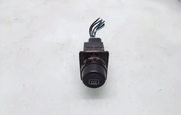 Windscreen/window heater switch