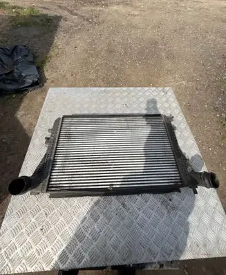 Volkswagen Golf VI Intercooler radiator 
