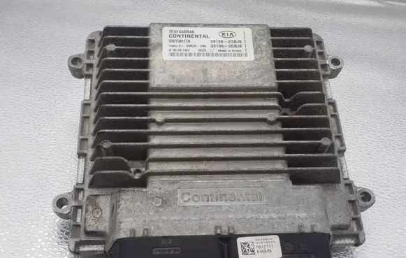 KIA Optima Engine control unit/module ECU 391382GBJ6 391082GBJ6 5WY3H17A