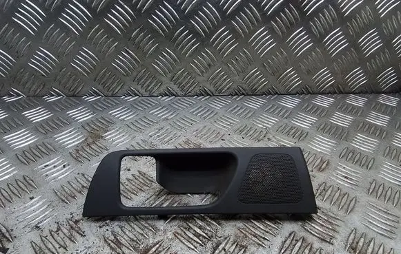 Toyota Avensis T250 Rear door handle trim 6761805040B 6761805040