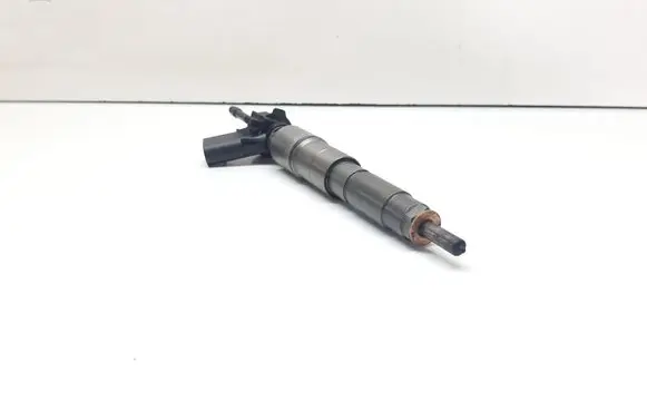 BMW 5 E60 E61 Fuel injector 7796042 0445115050