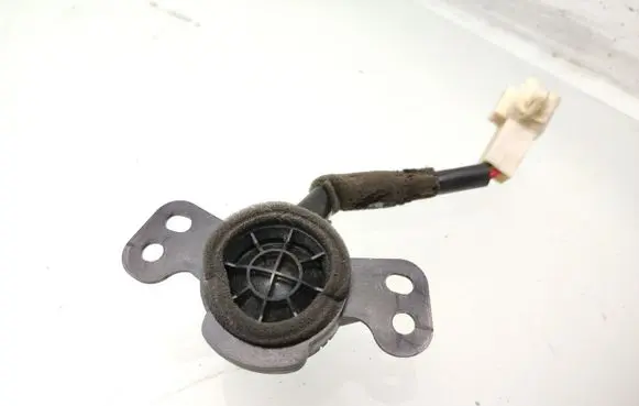Toyota Avensis T270 High frequency speaker in the rear doors 8616005190